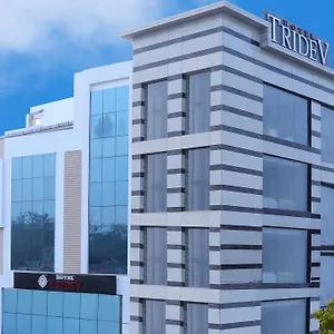 Tridev Hotel